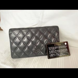 SOLD‼️ Chanel wallet